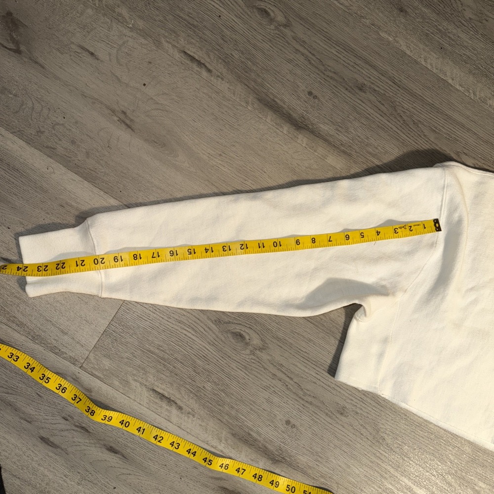 Champion Reverse Weave Cropped Crewneck Sweatshirt Womens XS Cream Spellout Logo - Picture 9 of 11